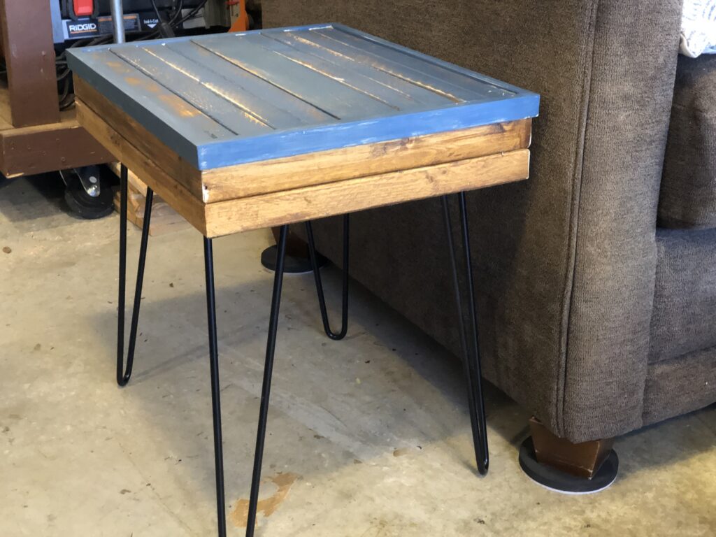 hairpin table
