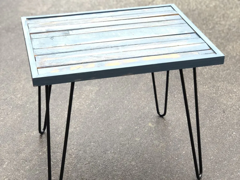 hairpin table