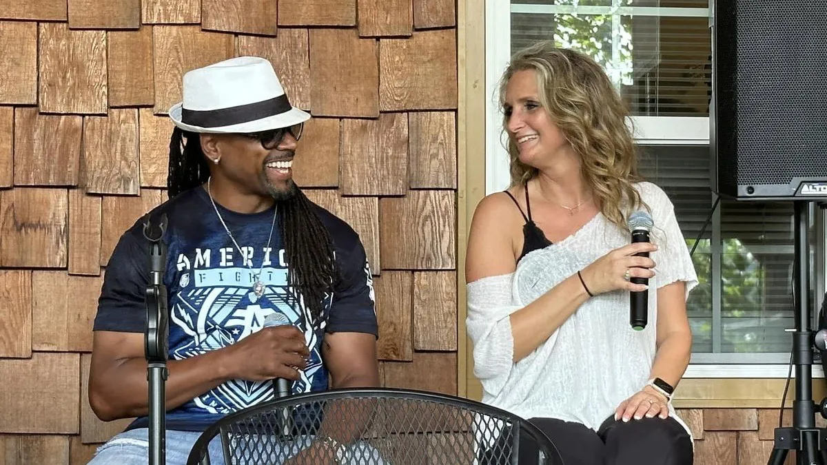 Mook and Mimi